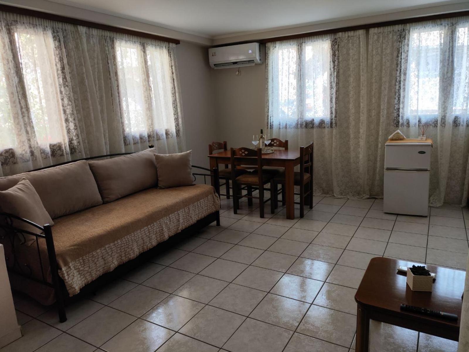 Οι Φωλίτσες Appartement Nafpaktos Buitenkant foto